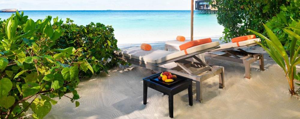 content/hotel/Jumeirah Dhevanafushi/Accommodation/Beach Revives/JumeirahDhevanfushi-Acc-BeachRevives-02.jpg